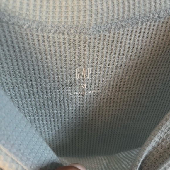 GAP MEDIUM MICRO WAFFLE HARBOR TANK TOP NWT cropped!! - Picture 3 of 5